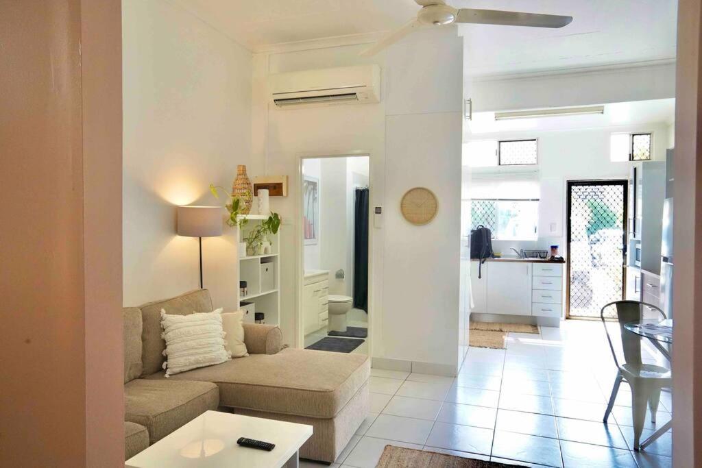 Lovely One Bed Room Apartment Right In The City Darwin Buitenkant foto